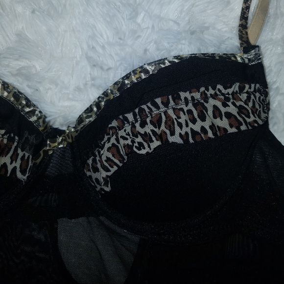 ๐ Cheetah Print Lingerie Set Size Medium Padded - Picture 2 of 9